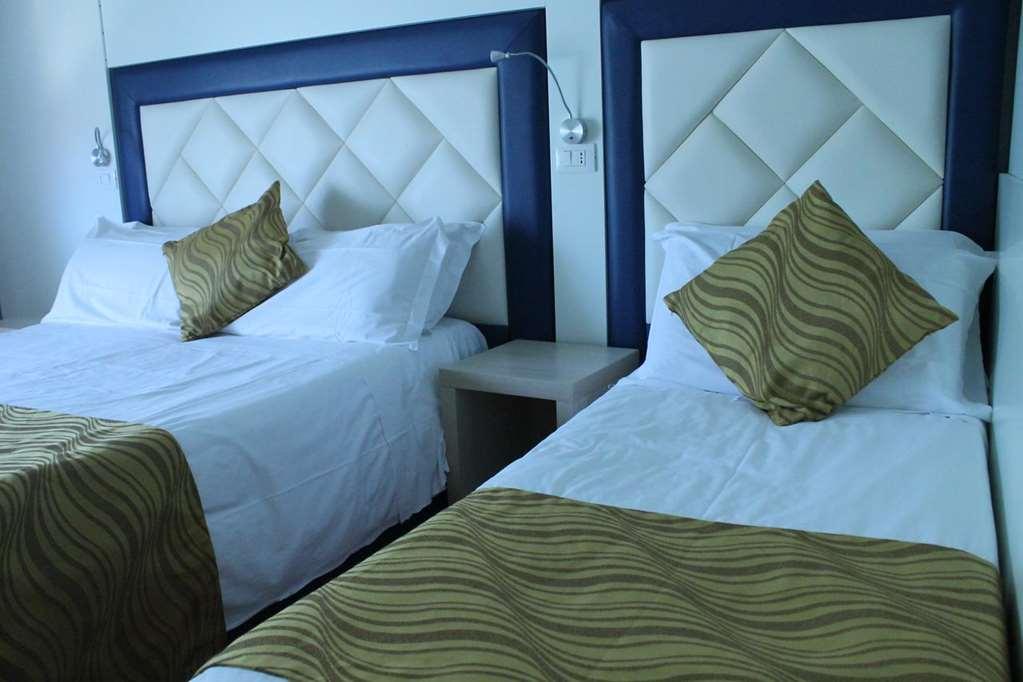 טראמו Hotel Gran Sasso & Spa חדר תמונה
